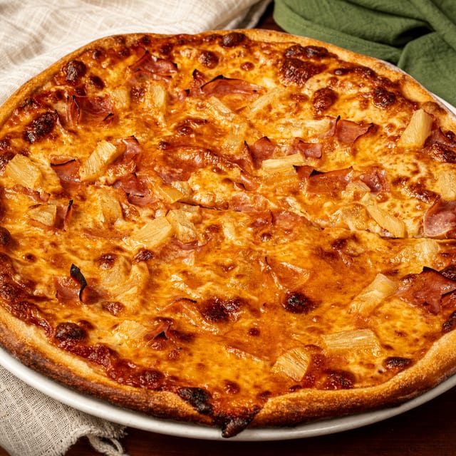 Hawaiian Pizza (Personal - 6 Slices 10").